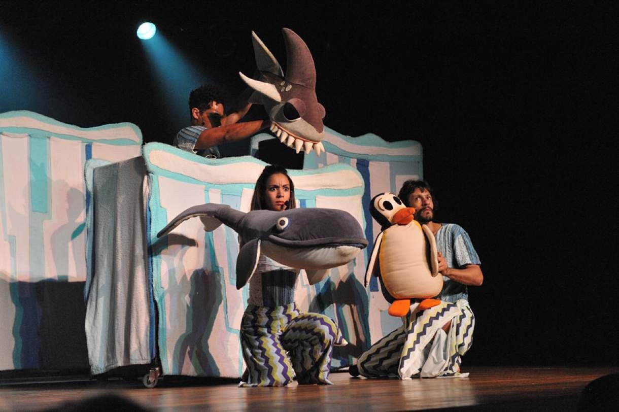 “Círculo das Baleias” estreia no BTG Pactual Hall com teatro de bonecos e consciência ambiental