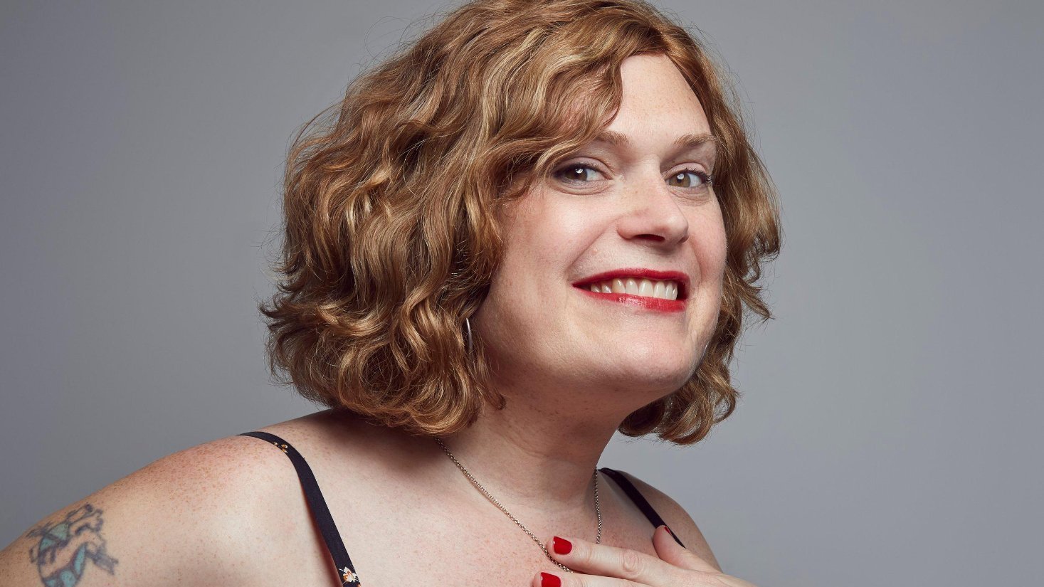 Lilly Wachowski relata dificuldade para financiar filme com elenco trans em Hollywood