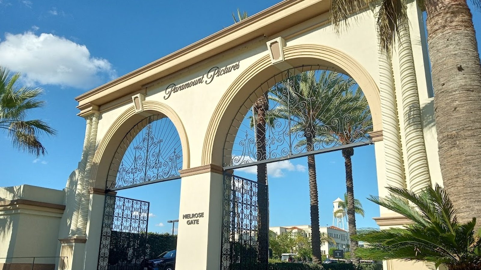 Reino Unido libera compra da Warner pela Paramount, mas acordo de US$ 110 bi continua travado nos EUA